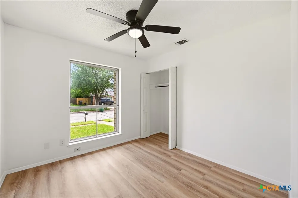 7702 Pipers Swan Street San Antonio, TX 78251