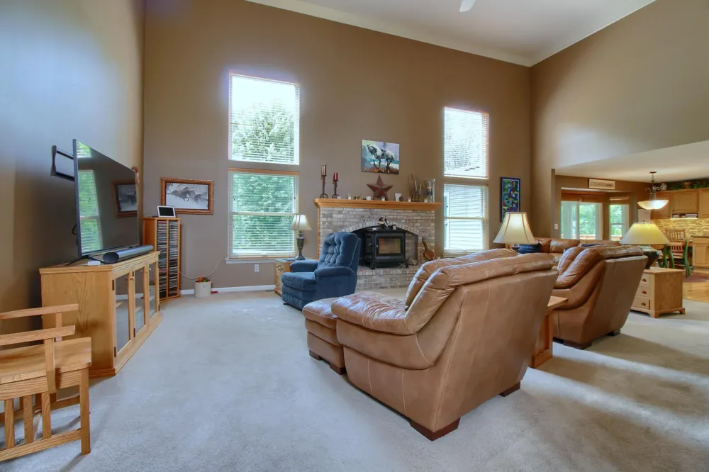 6833 Meadows Pass Webster Township, MI 48130