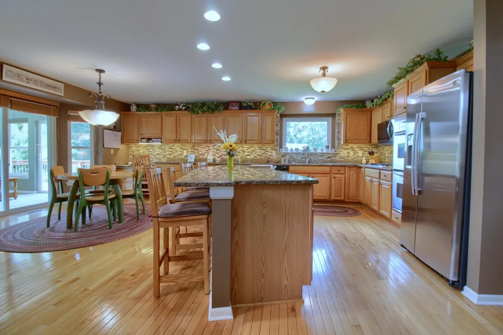 6833 Meadows Pass Webster Township, MI 48130