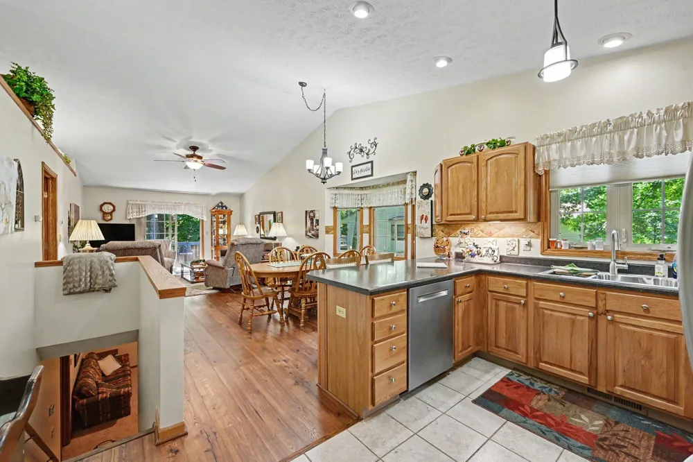 832 Highbanks Drive #19 Allegan City, MI 49010