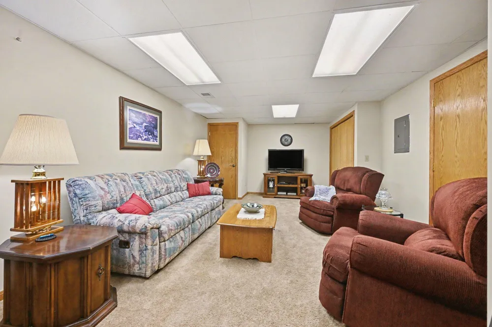832 Highbanks Drive #19 Allegan City, MI 49010