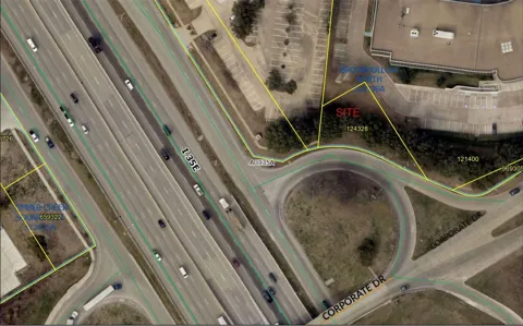 1660 S Stemmons Freeway