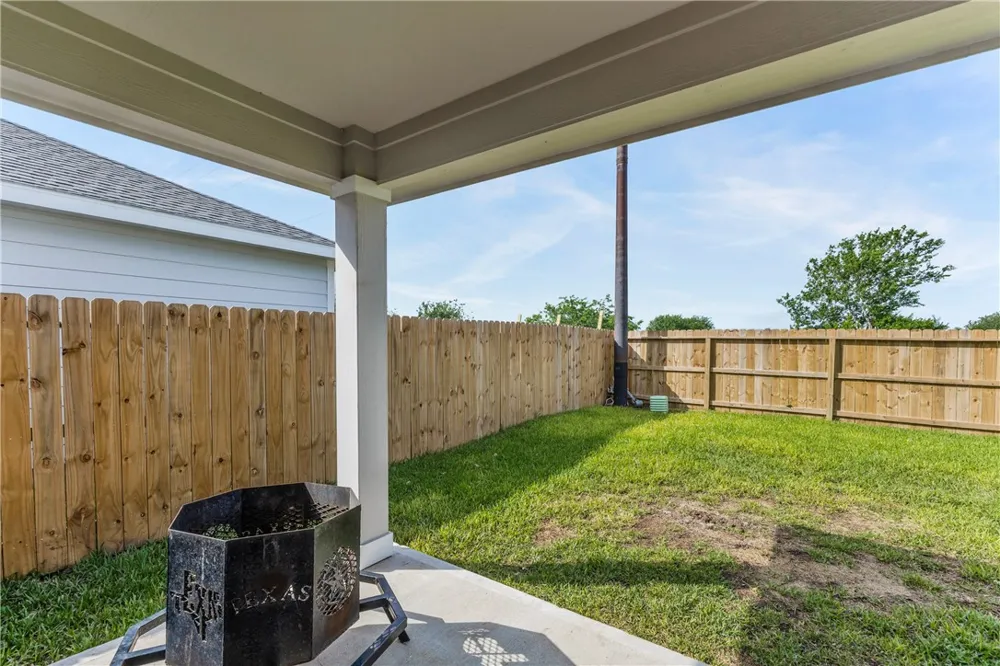 1905 Osbert Nelly Drive Corpus Christi, TX 78417