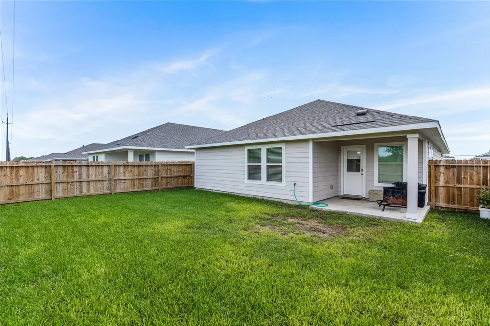 1905 Osbert Nelly Drive Corpus Christi, TX 78417