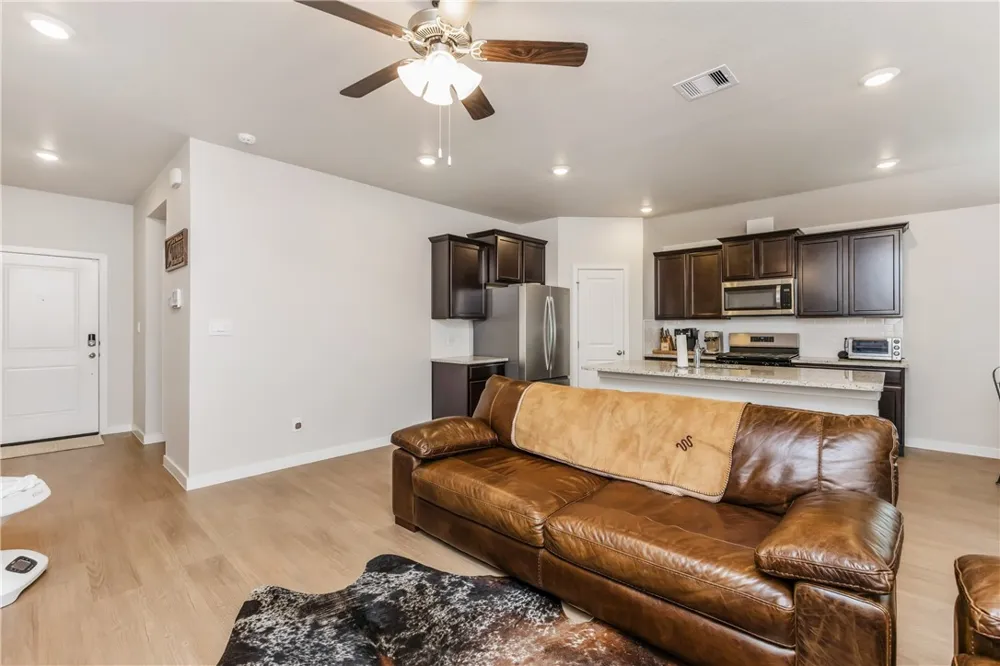 1905 Osbert Nelly Drive Corpus Christi, TX 78417