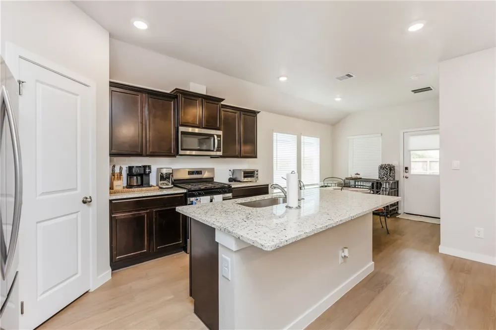 1905 Osbert Nelly Drive Corpus Christi, TX 78417
