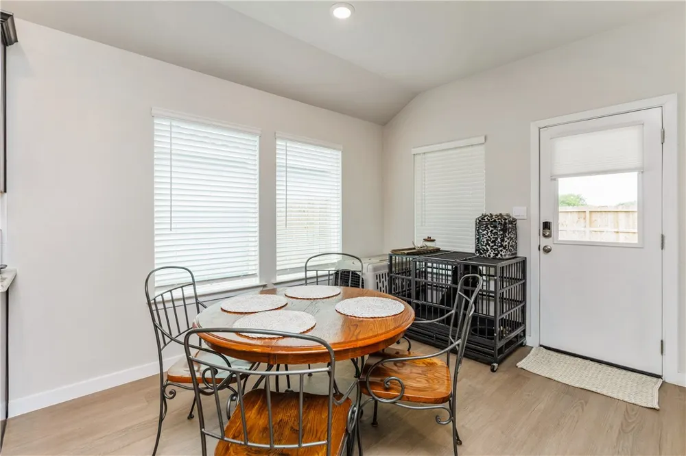 1905 Osbert Nelly Drive Corpus Christi, TX 78417