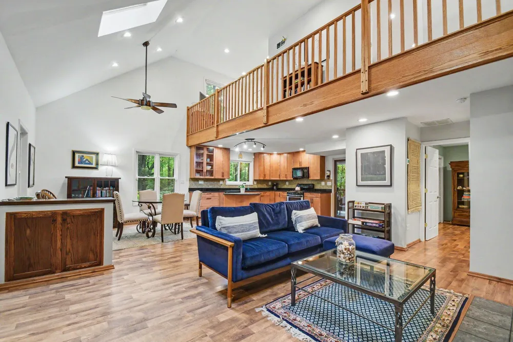 13189 Three Oaks Road Sawyer, MI 49125