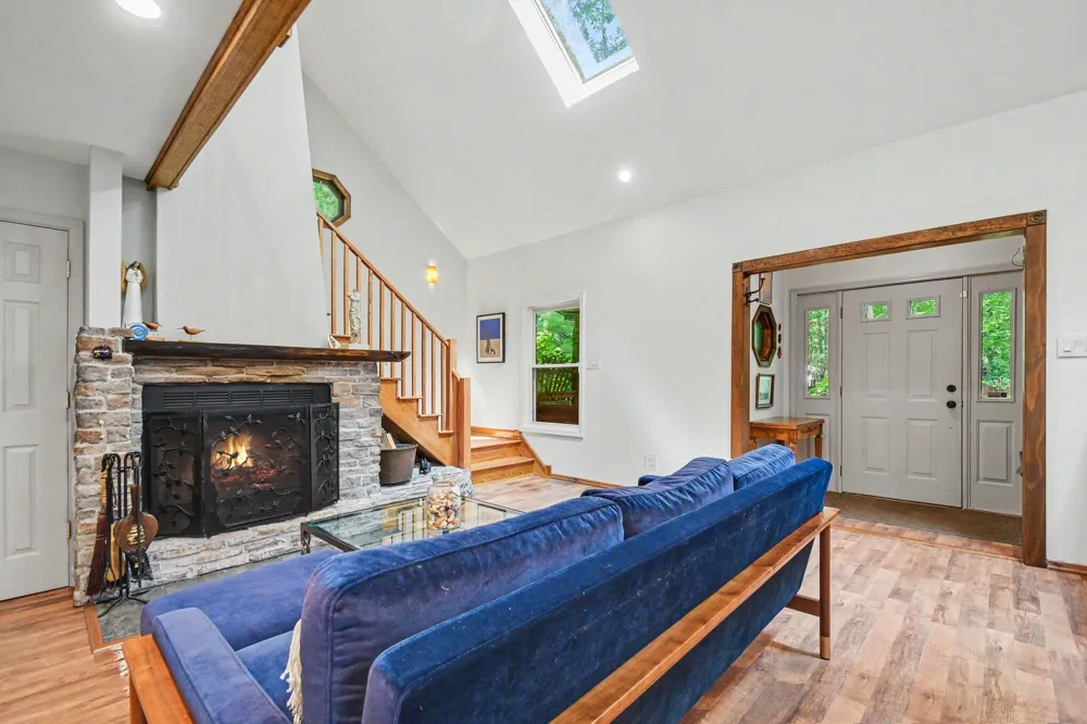 13189 Three Oaks Road Sawyer, MI 49125