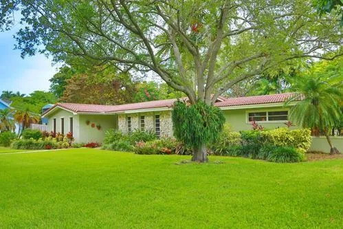 7850 SW 160th Street Palmetto Bay, FL 33157