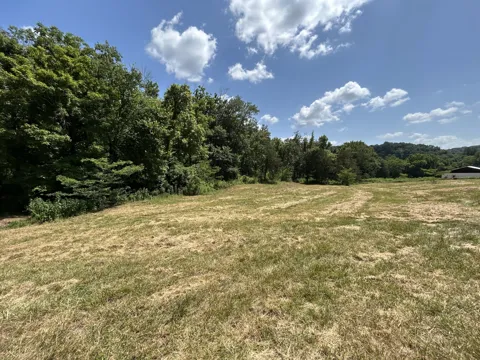 1 New Hope Cemetery Rd