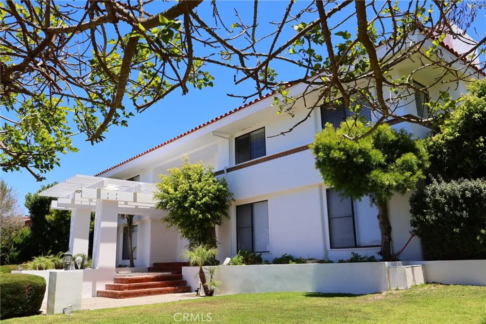 1456 Via Coronel Palos Verdes Estates, CA 90274