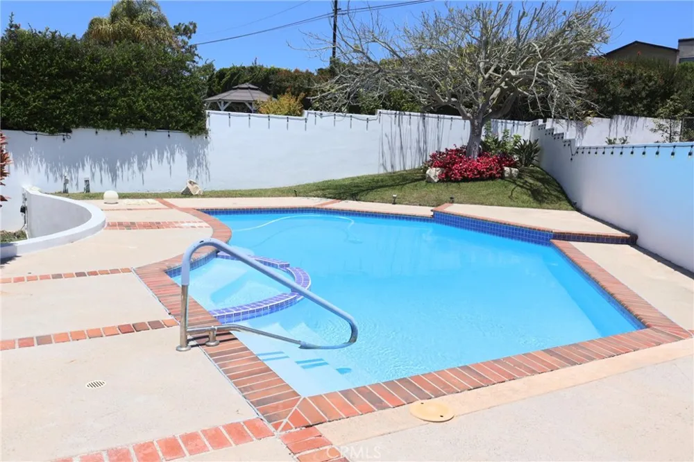 1456 Via Coronel Palos Verdes Estates, CA 90274
