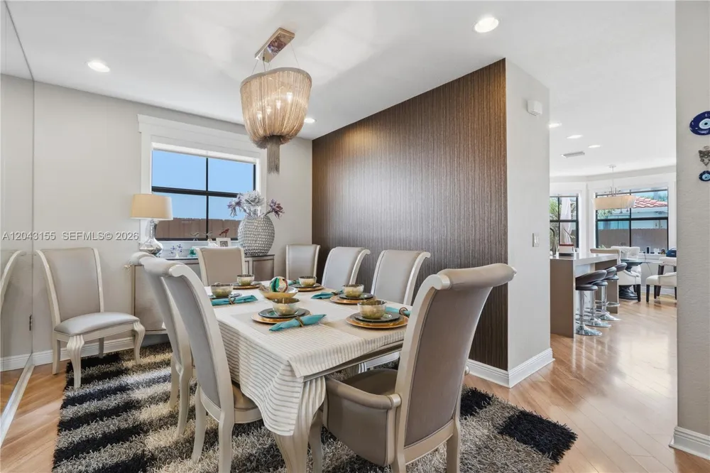 1016 NW 99th Psge #1016 Miami, FL 33172