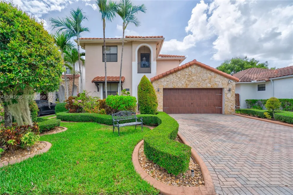1016 NW 99th Psge #1016 Miami, FL 33172