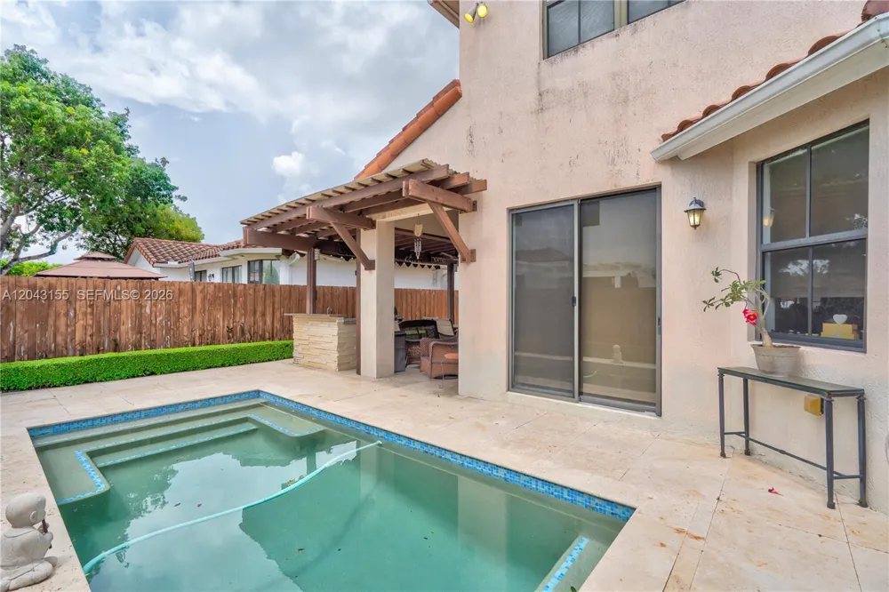 1016 NW 99th Psge #1016 Miami, FL 33172