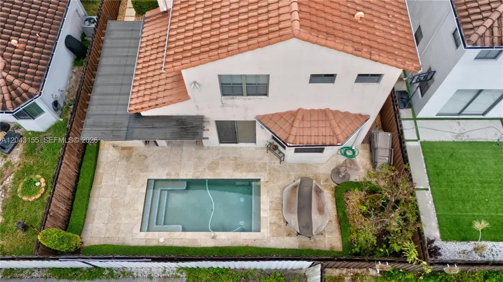 1016 NW 99th Psge #1016 Miami, FL 33172