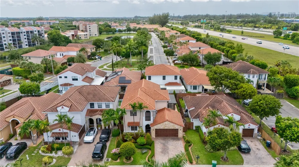 1016 NW 99th Psge #1016 Miami, FL 33172