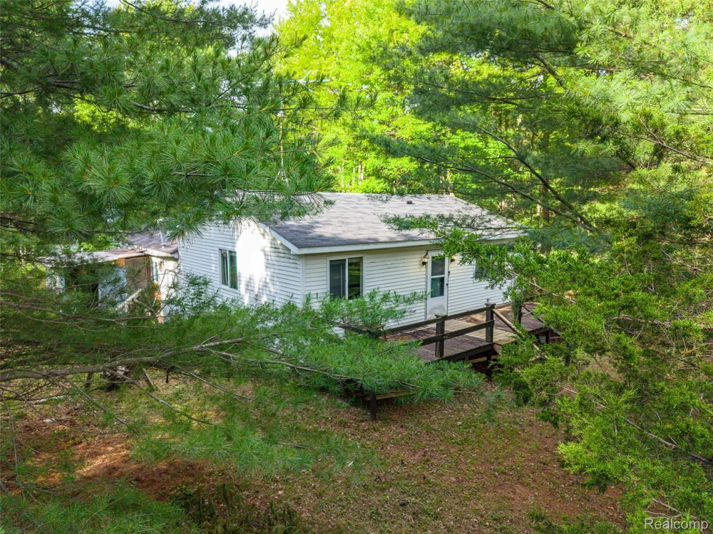 945 Hockaday Road Gladwin Township, MI 48624