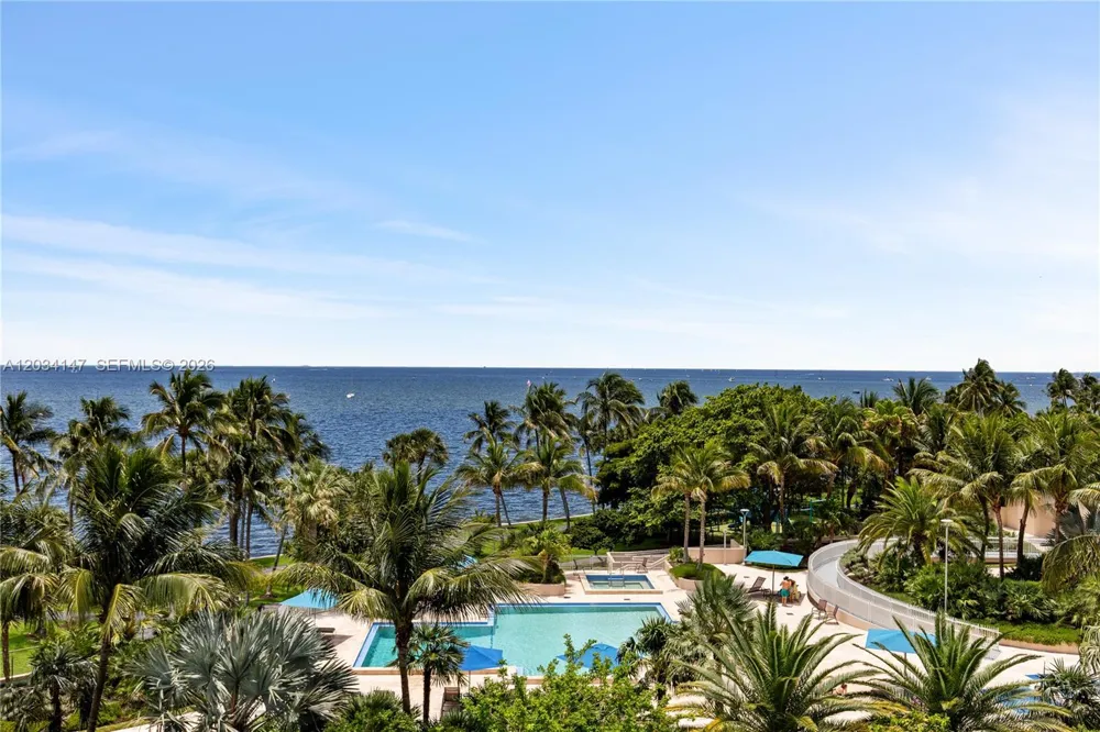 3 Grove Isle Dr #C502 Miami, FL 33133