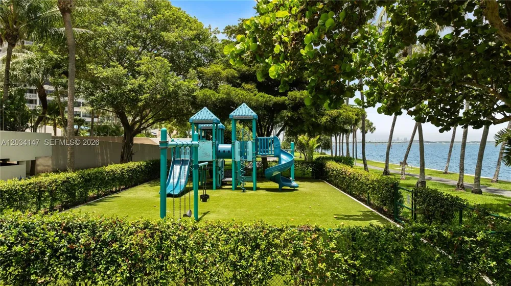 3 Grove Isle Dr #C502 Miami, FL 33133