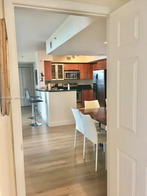 3232 SW 22nd Ter #1303 Miami, FL 33145