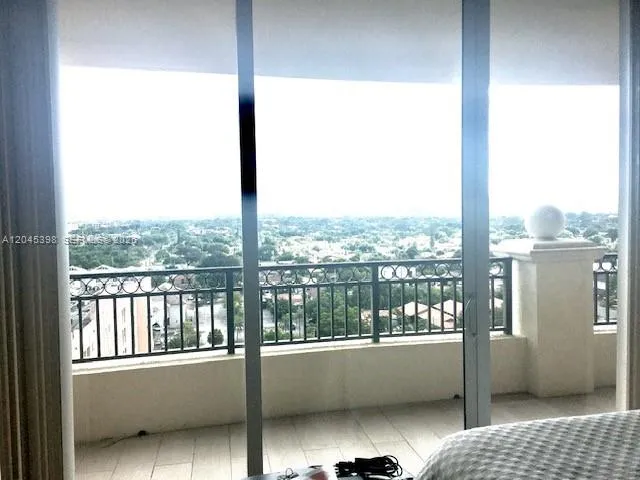 3232 SW 22nd Ter #1303 Miami, FL 33145