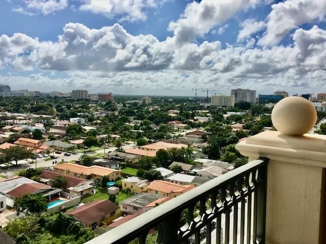 3232 SW 22nd Ter #1303 Miami, FL 33145