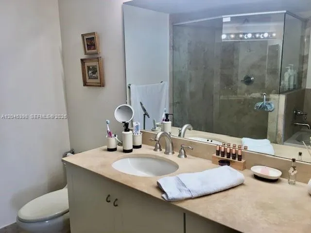 3232 SW 22nd Ter #1303 Miami, FL 33145
