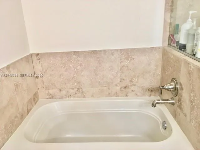 3232 SW 22nd Ter #1303 Miami, FL 33145