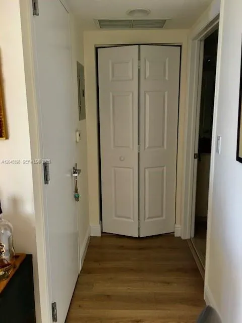 3232 SW 22nd Ter #1303 Miami, FL 33145