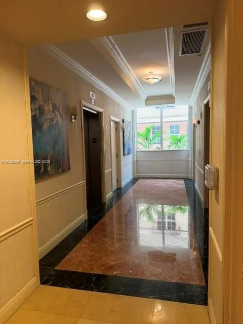 3232 SW 22nd Ter #1303 Miami, FL 33145