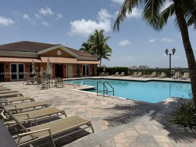 3232 SW 22nd Ter #1303 Miami, FL 33145