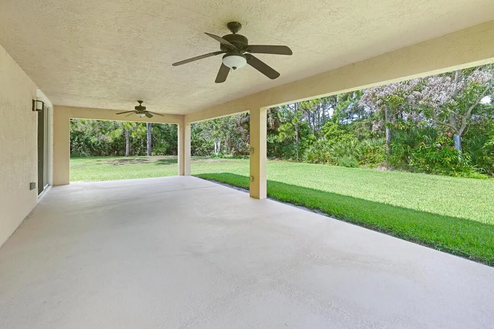 3516 NW Deer Oak Drive Jensen Beach, FL 34957