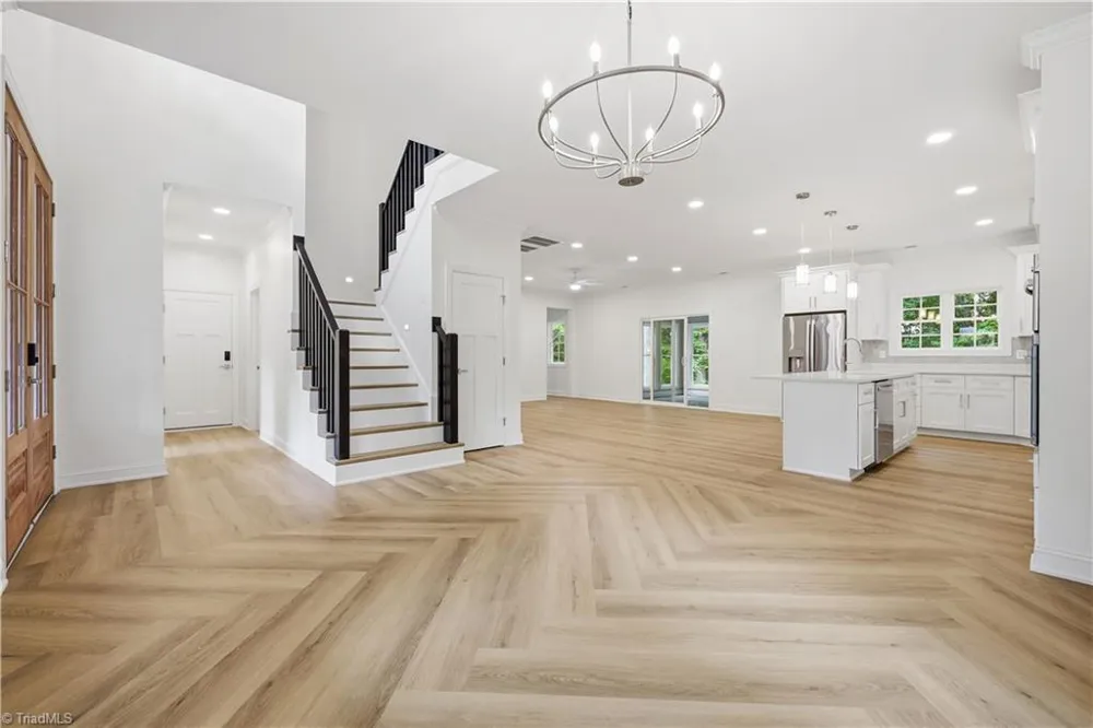 2646 Johns Ridge Drive Asheboro, NC 27205