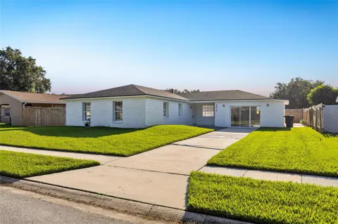 372 IMPERIAL DRIVE