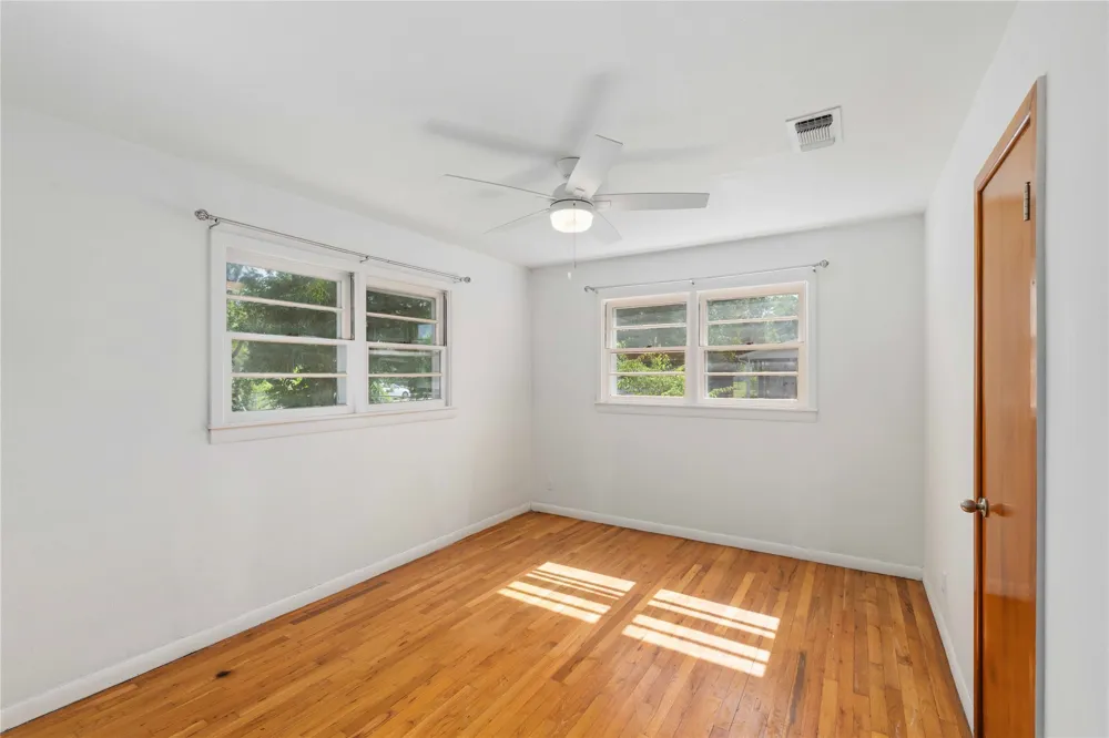 615 E 10th Street Coleman, TX 76834