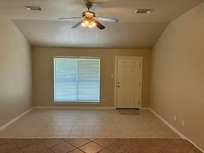 910 Old Angleton Road Clute, TX 77531