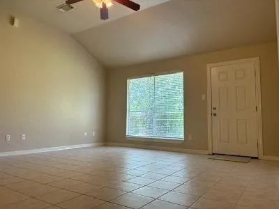 910 Old Angleton Road Clute, TX 77531