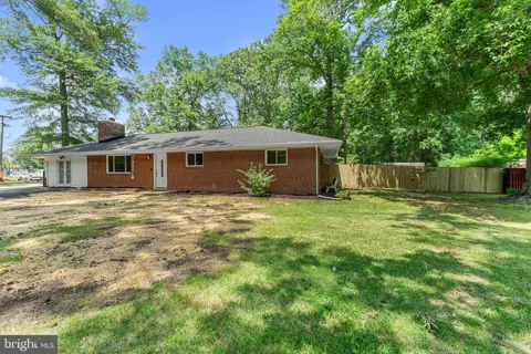 18301 CABIN ROAD