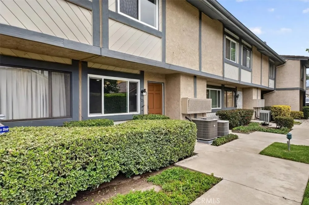 521 West 9th Street Upland, CA 91786