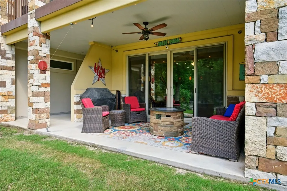 540 River Run #112 New Braunfels, TX 78132