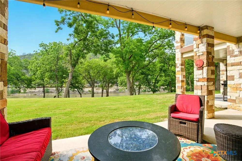 540 River Run #112 New Braunfels, TX 78132