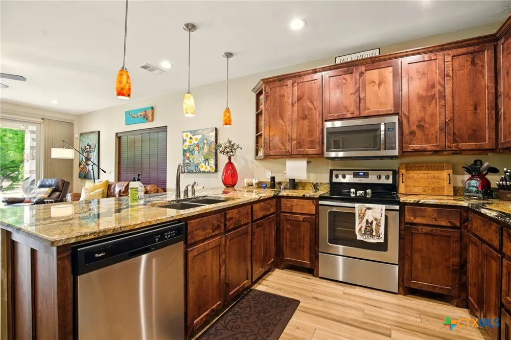 540 River Run #112 New Braunfels, TX 78132