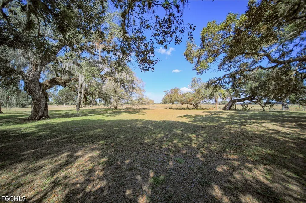 Riverbend Drive Labelle, FL 33935