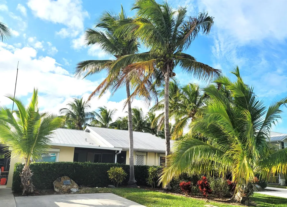 1903 Robalo Drive Vero Beach, FL 32960