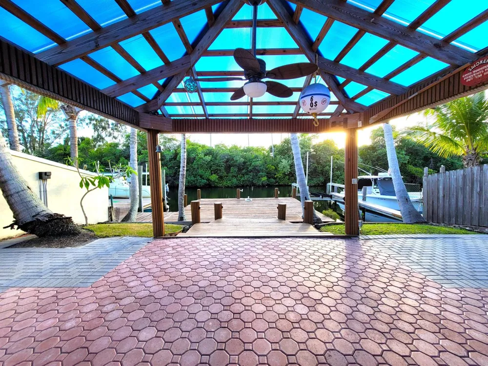 1903 Robalo Drive Vero Beach, FL 32960