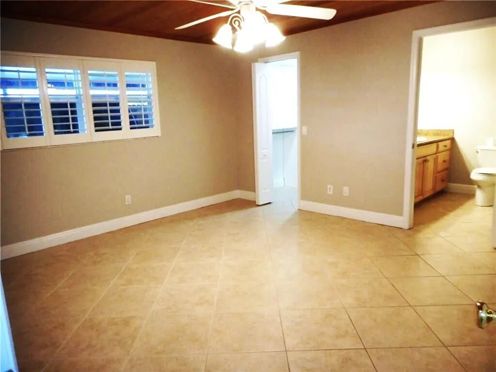 1903 Robalo Drive Vero Beach, FL 32960