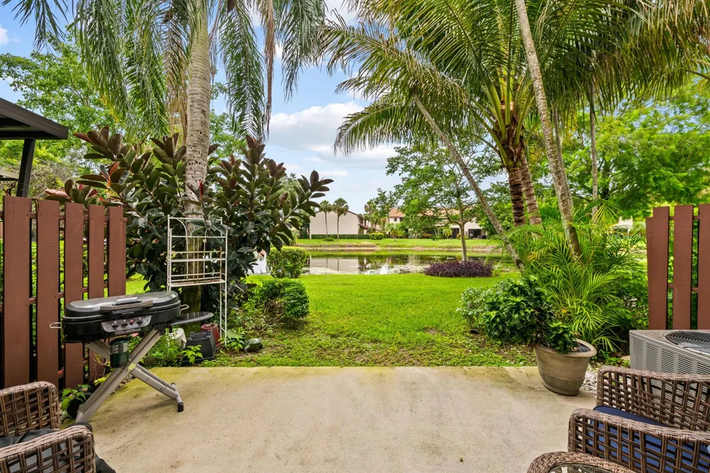 4352 Carambola Circle Coconut Creek, FL 33066