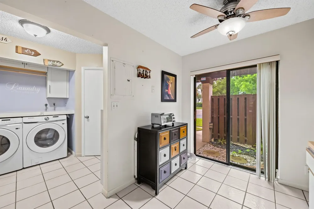 4352 Carambola Circle Coconut Creek, FL 33066